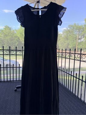 Elegant Black Flutter Sleeve Maxi Dress
